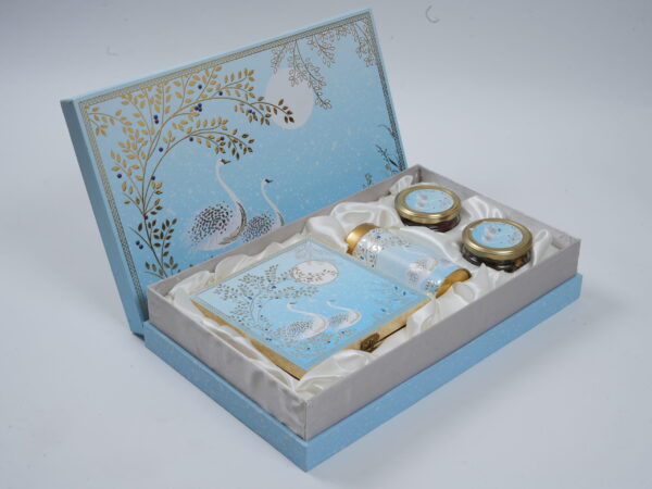 Swan Box Gift Hamper